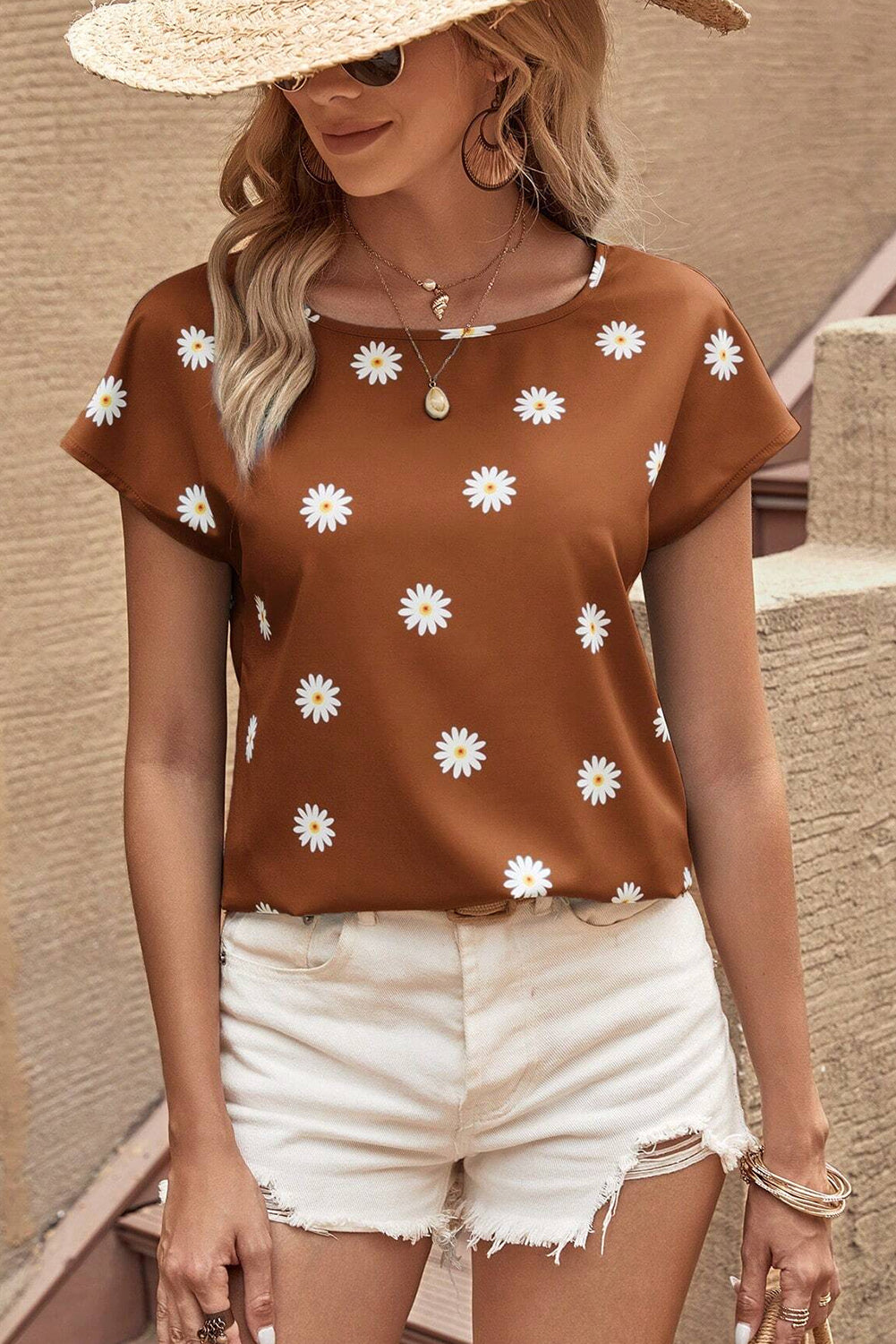 Chestnut Daisy Print Short Sleeve Top